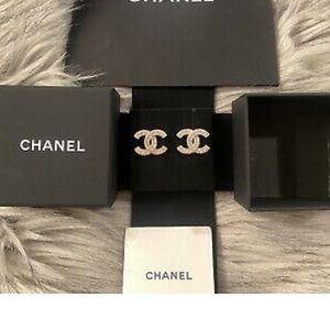 100% Authentic 2021 Chanel earrings stud crystal gold tone earrings